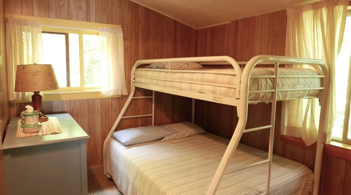 Homestead Cabin Grey Wolf Lodge Pelican Lake Orr, MN